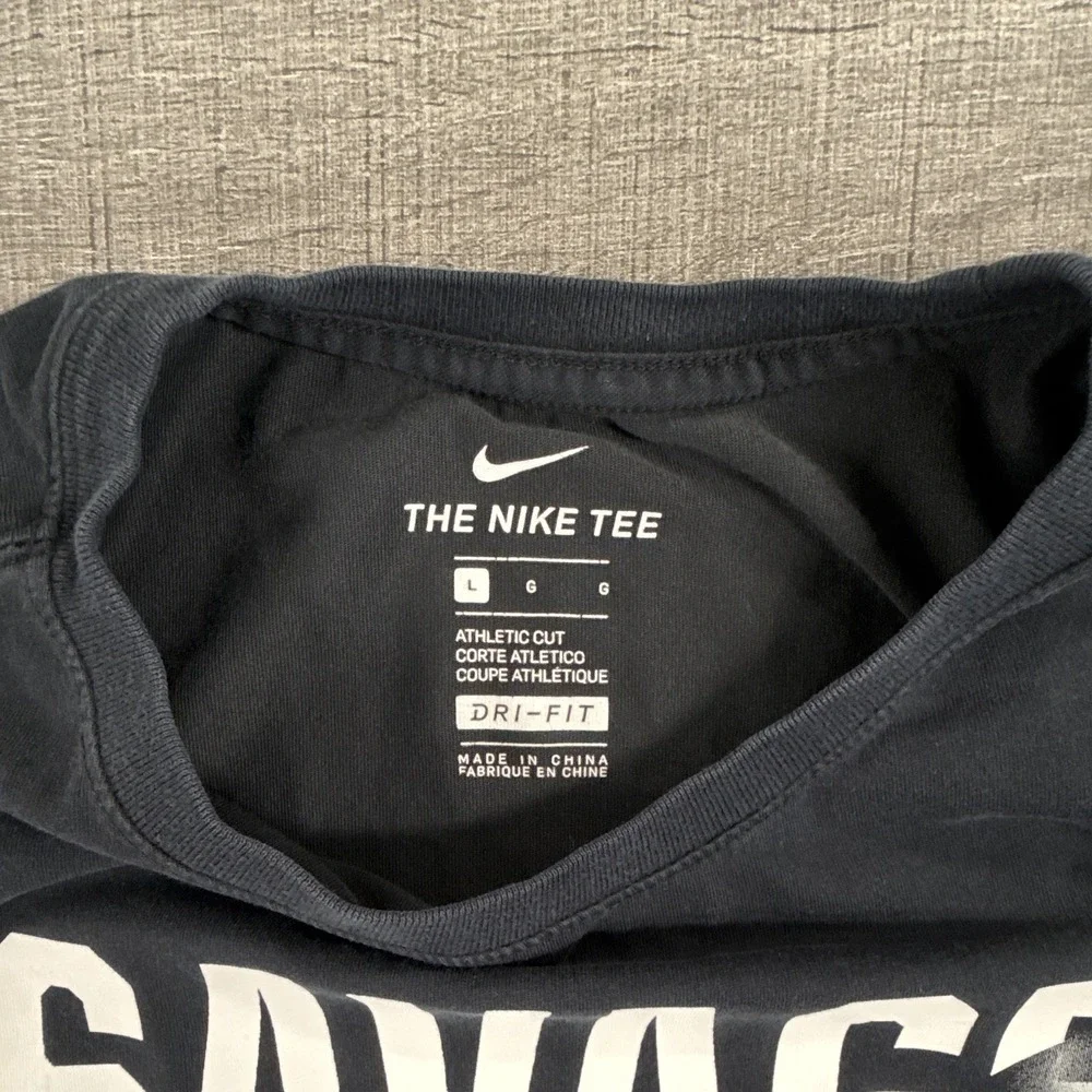 MINT Condition! Dri-FIT Nike Tee Men's L Black Graphic  Crew Neck T-Shirt
